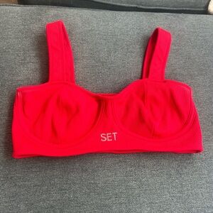 Set Active Red Bra